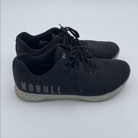NOBULL Black and White Sneakers for Versatile Performance - Picture 4 of 11